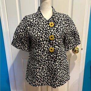 Ivy Jane animal print short sleeve jacket funky buttons white black sz S